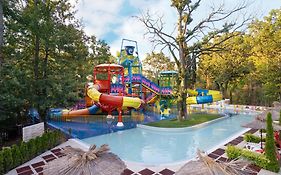 Долче Вита Съншайн Резорт Ол Инклузив - безплатен аквапарк и плаж